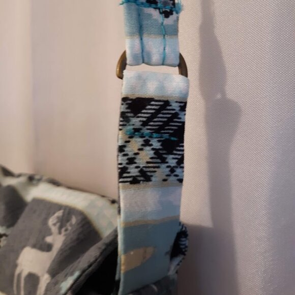 NEW Woodland Creatures Western print Crossbody Pouch Purse bag Flip Top Sling - Picture 7 of 12